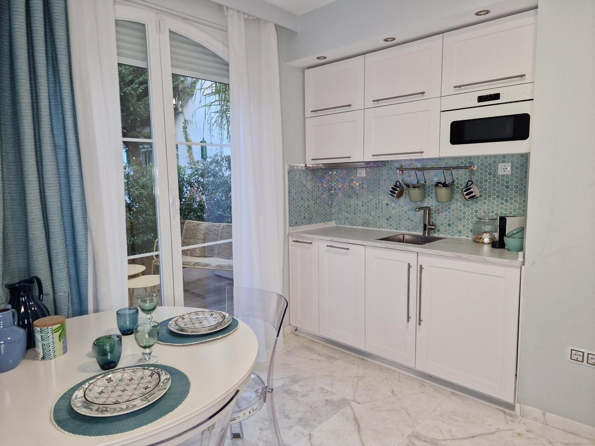Ferienwohnung Sun & Palms - Cozy Flat In Quiet Neighbourhood With A Great Pool Area Málaga Exterior foto