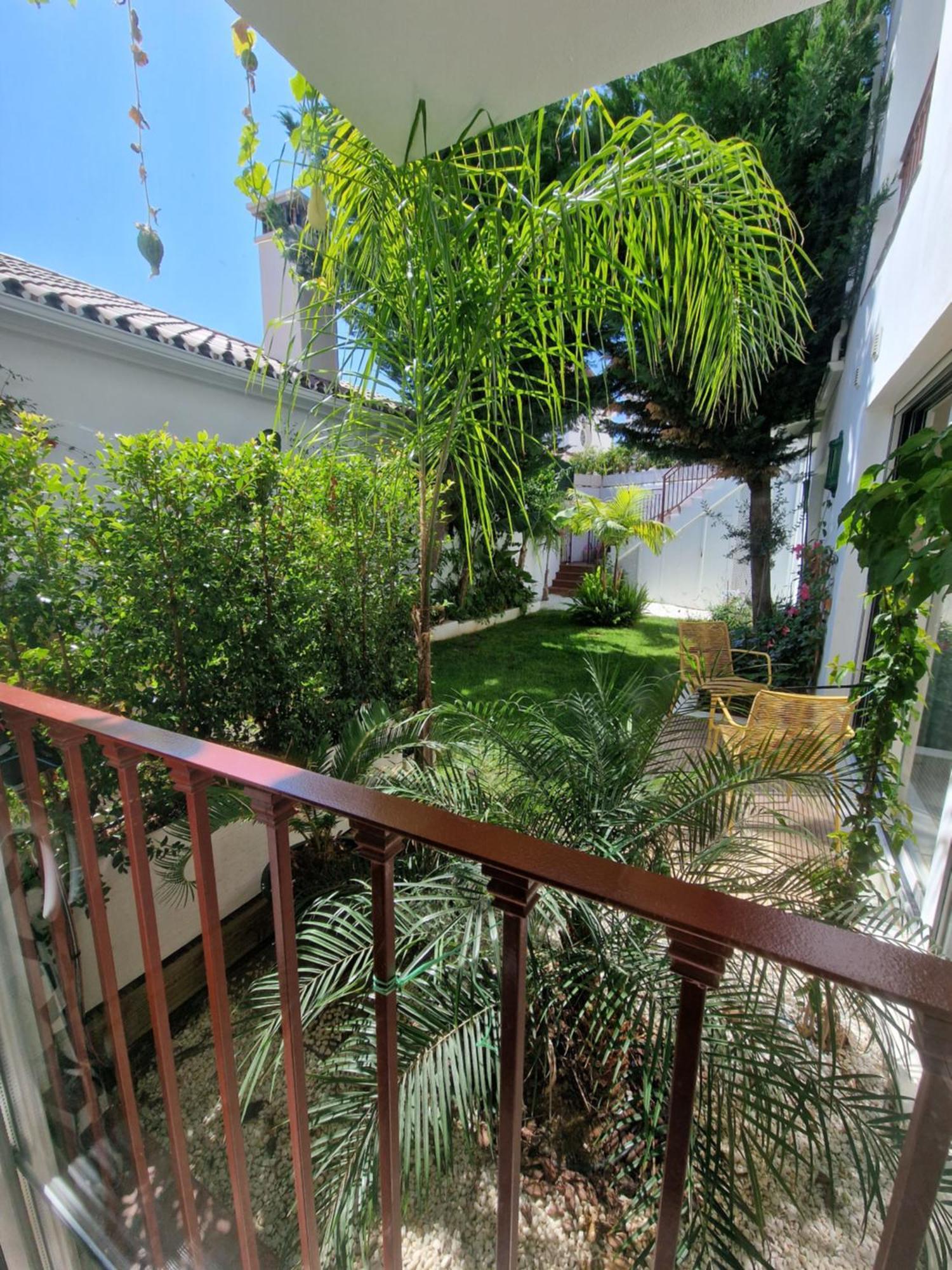 Ferienwohnung Sun & Palms - Cozy Flat In Quiet Neighbourhood With A Great Pool Area Málaga Exterior foto
