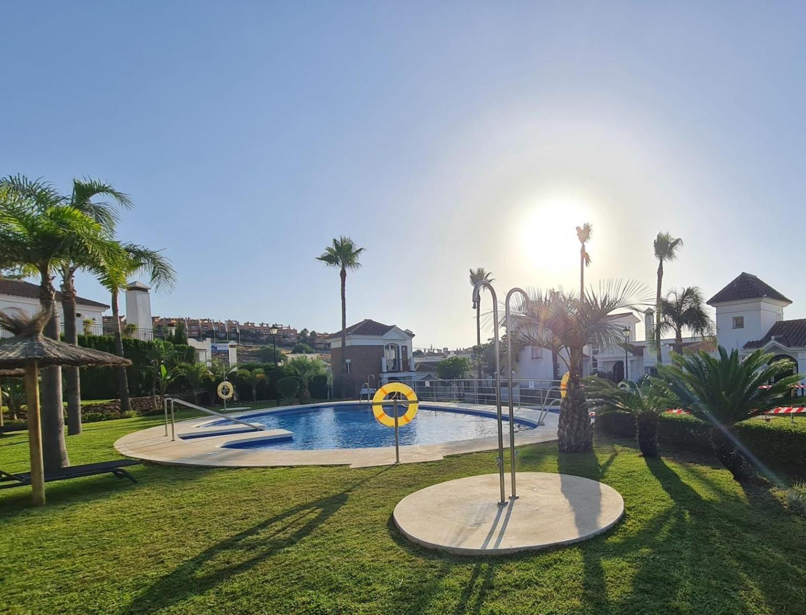 Ferienwohnung Sun & Palms - Cozy Flat In Quiet Neighbourhood With A Great Pool Area Málaga Exterior foto